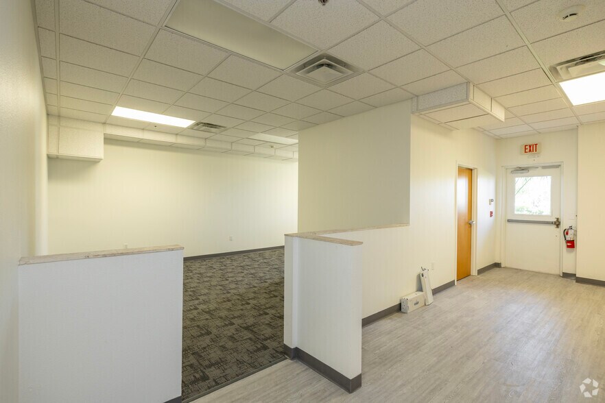 More Photos Of 1701 Biotech Way, Sarasota Office Residential For Sale