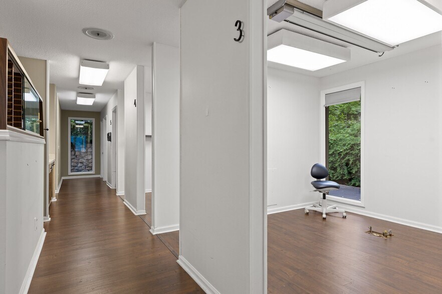 More Photos Of 4611 Hixson Pike, Hixson Office For Lease