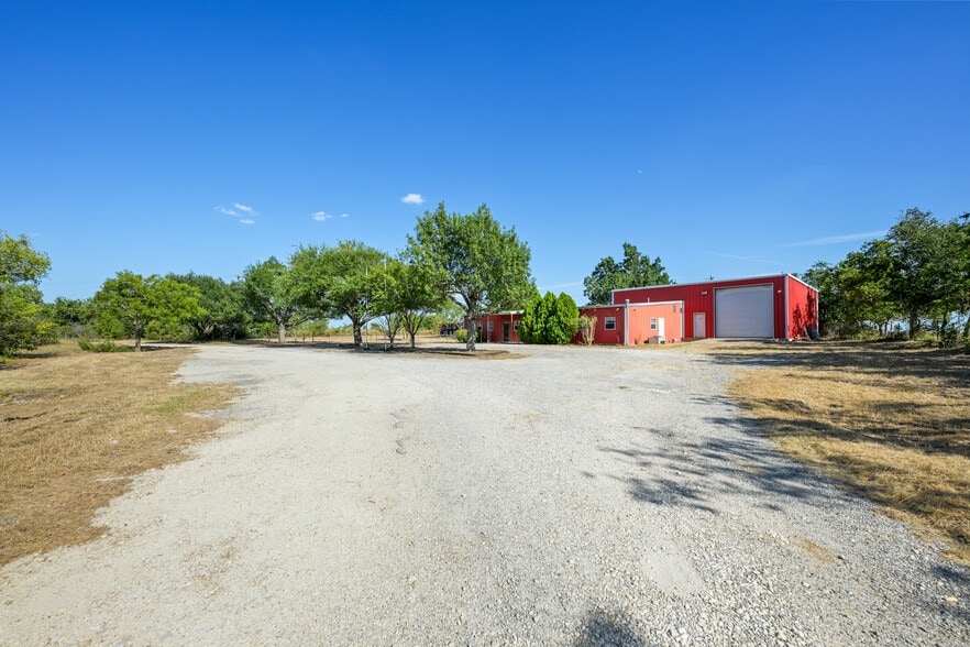 More Photos Of 400 Windy Hill School Rd, Georgetown Flex For Sale