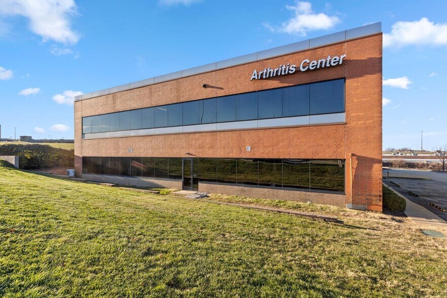 More Photos Of 3440 DePaul Ln, Bridgeton Medical For Lease