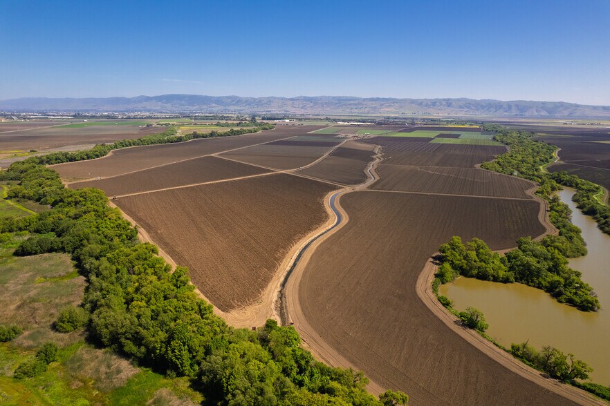 More Photos Of 0 Highway 25, Gilroy Land For Sale