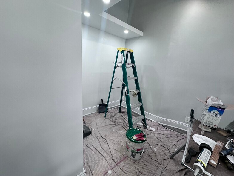 More Photos Of 508 3rd Ave, Brooklyn Storefront Retail Residential For Lease