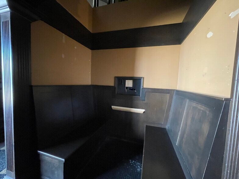 More Photos Of 1209-1279 Main St, Imperial General Retail For Lease