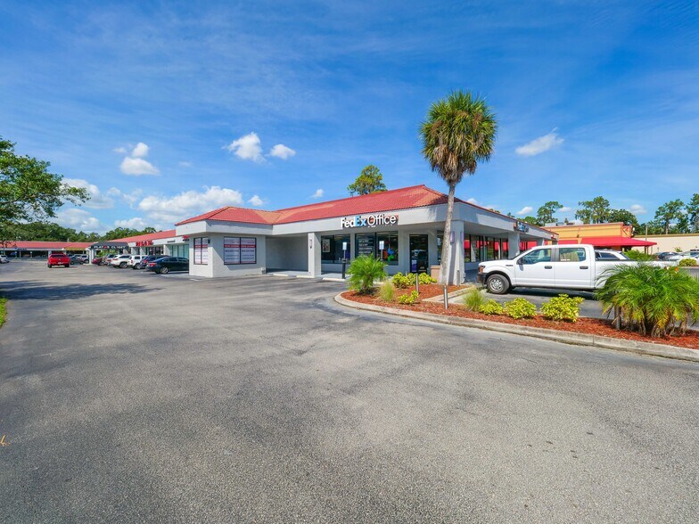 More Photos Of 4525 S Florida Ave, Lakeland Storefront For Sale