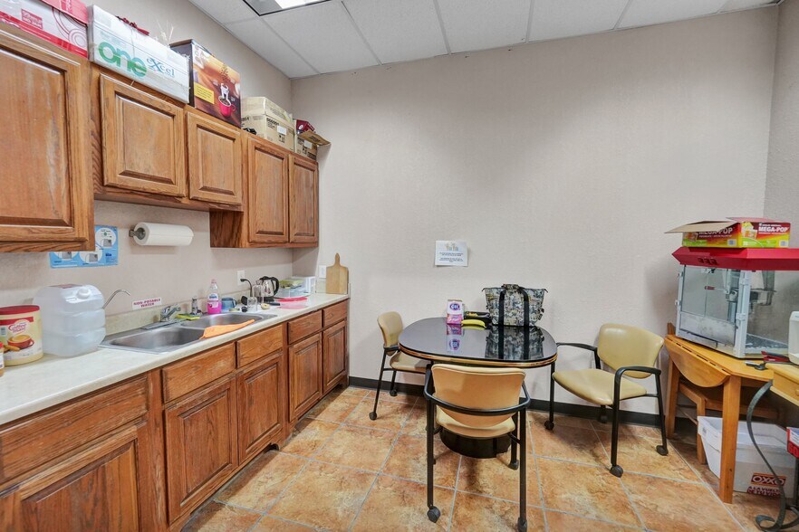 More Photos Of 2500 S Crane, Odessa Warehouse For Sale