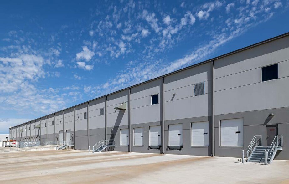 More Photos Of W Apple Blossom Ave, Lowell Industrial For Lease