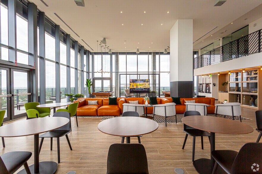 More Photos Of 221 SW 1st Ave, Fort Lauderdale Apartments For Lease