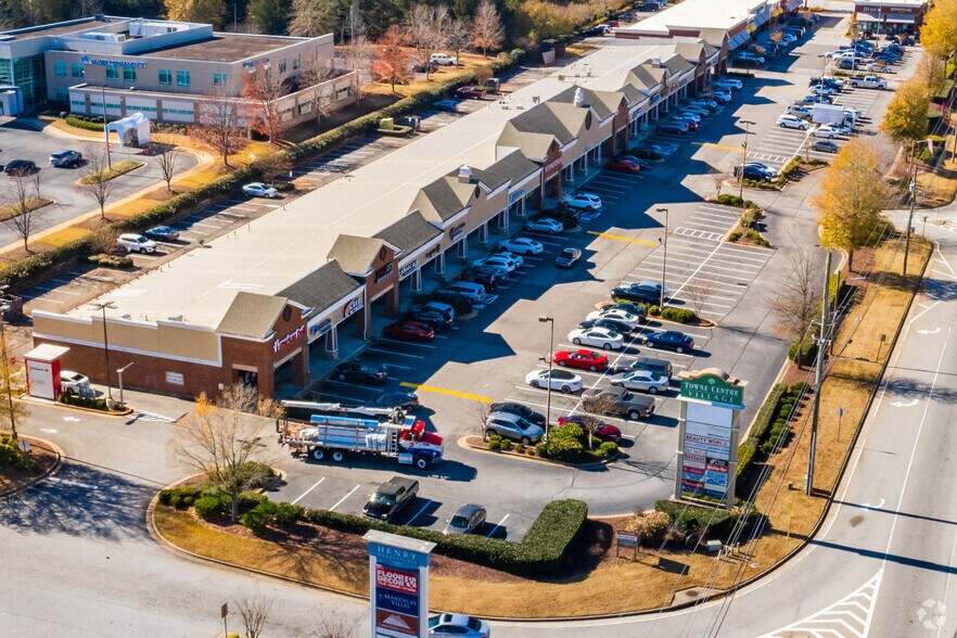 More Photos Of 1971-2025 Jonesboro Rd, McDonough General Retail For Lease