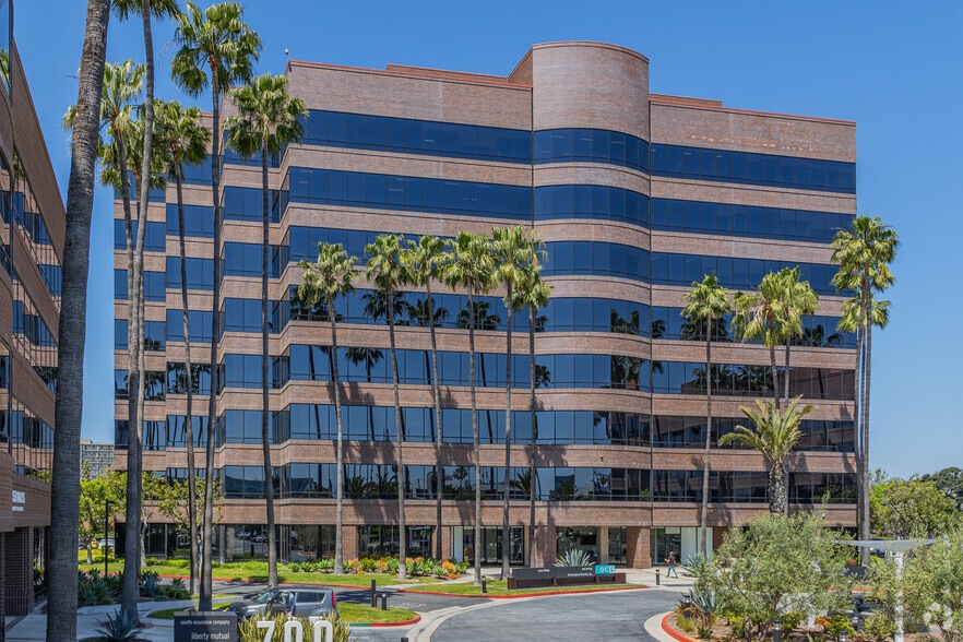 More Photos Of 770 The City Dr S, Orange Office For Lease