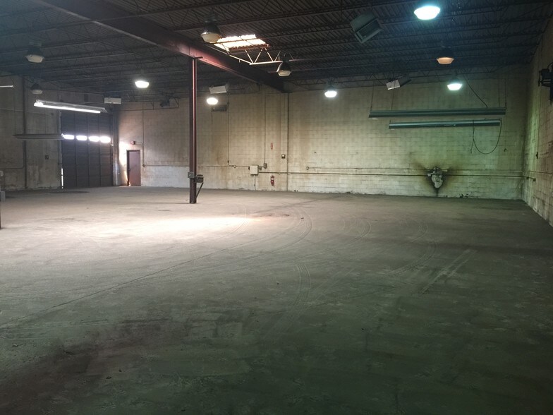 More Photos Of 51 Chester St, Clifton Warehouse For Lease