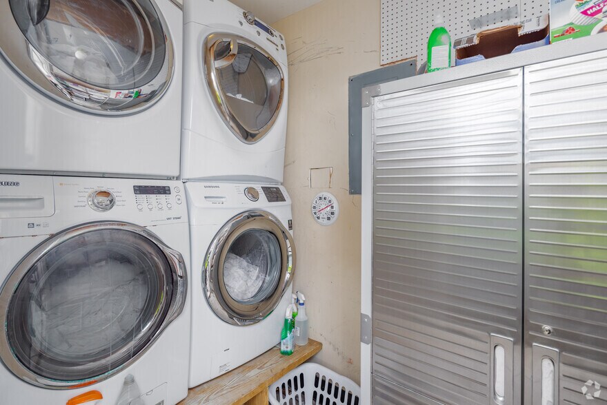 More Photos Of 415 Humphreys St, Nashville Apartments For Sale