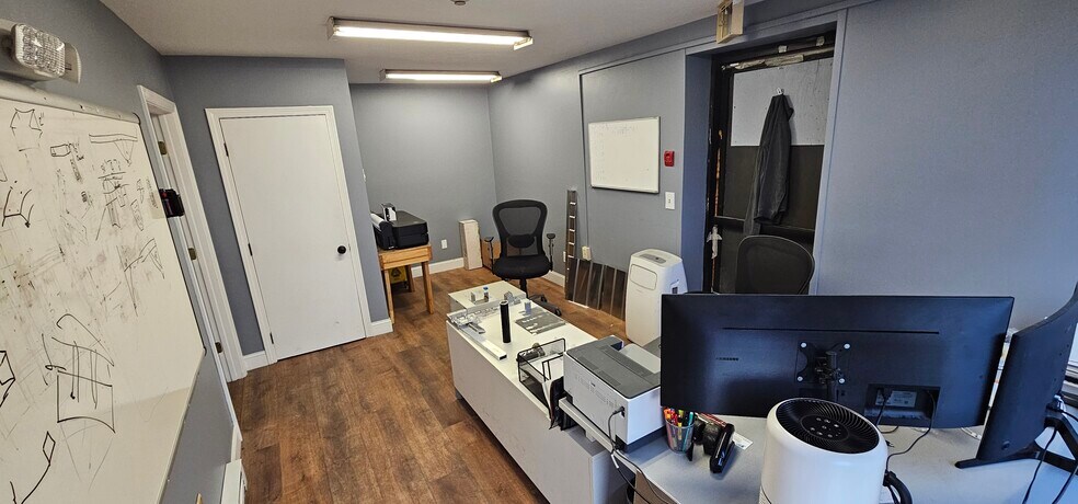 More Photos Of 3091 Cranberry Hwy, East Wareham Freestanding For Sale