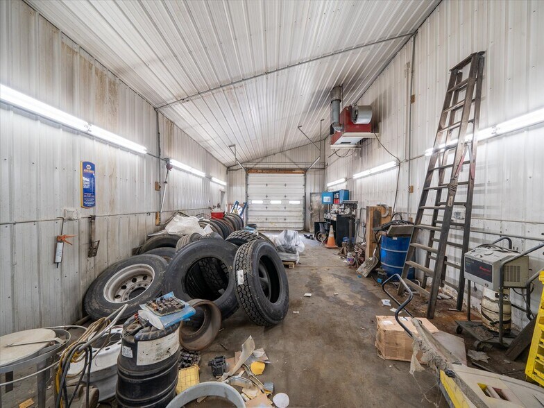 More Photos Of 8383 NY-961F, Arkport Auto Repair For Sale