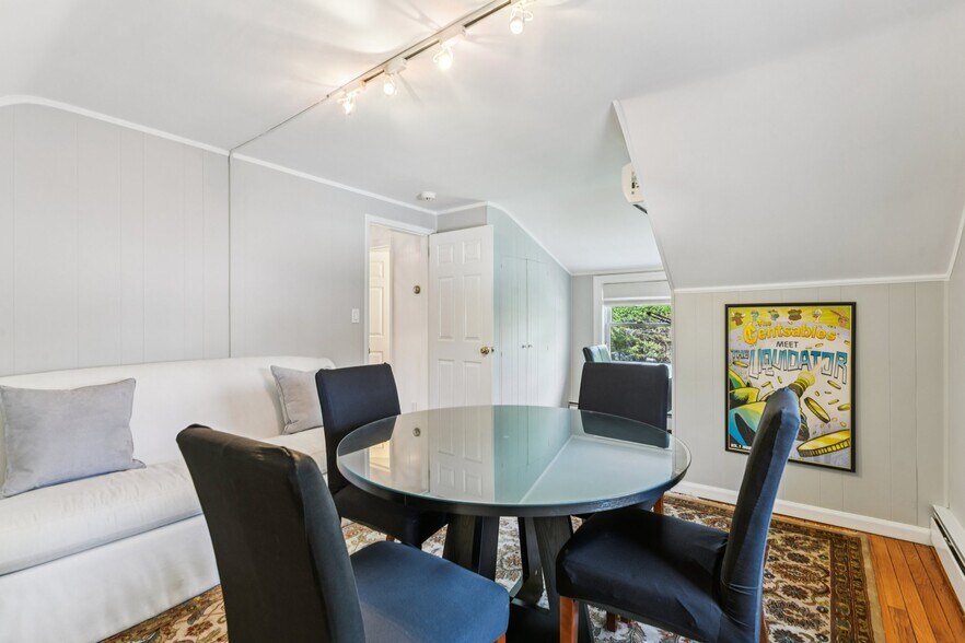 More Photos Of 1 Huntington Bay Rd, Huntington Office For Sale