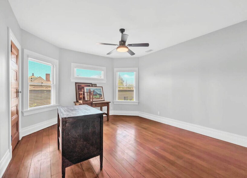 More Photos Of 2325 Portland St, Los Angeles Apartments For Sale