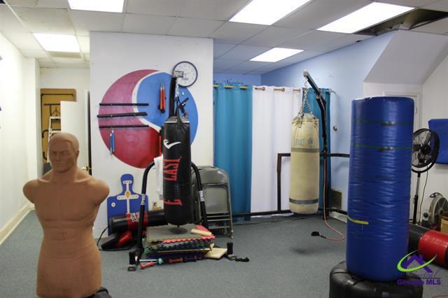 More Photos Of 108 S Dooly St, Montezuma Storefront For Sale