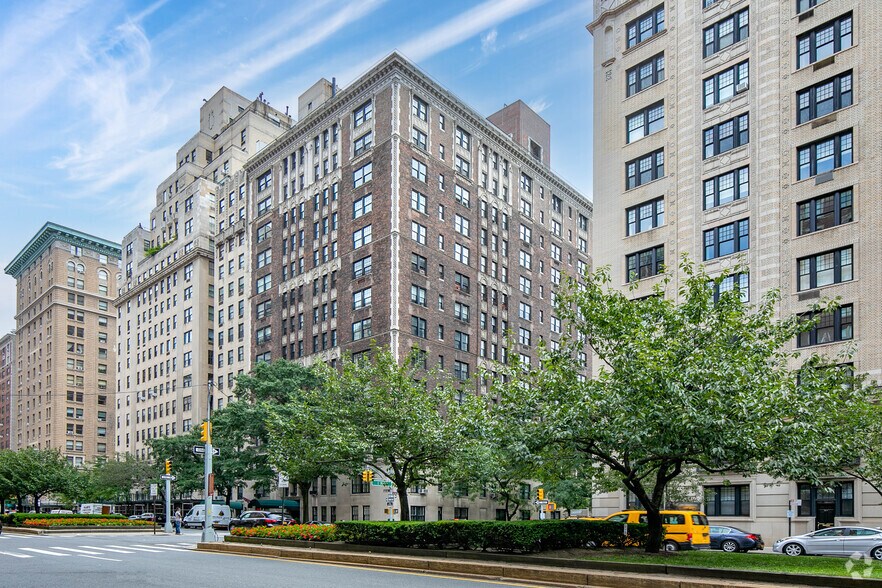 More Photos Of 885 Park Ave, New York Apartments For Lease