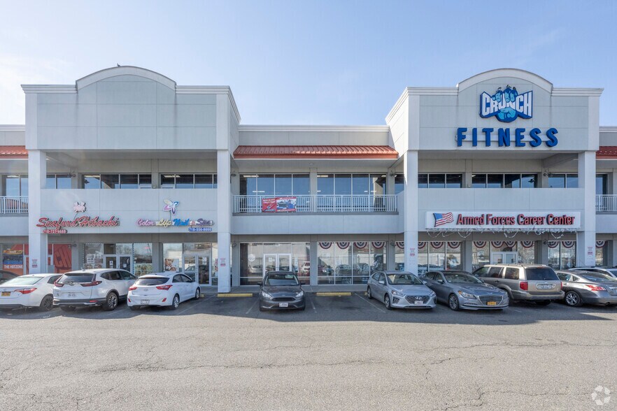 Primary Photo Of 364 Bay St, Staten Island Storefront For Sale