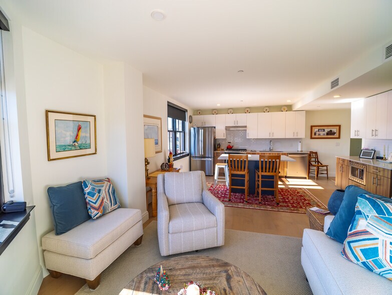 More Photos Of 100 Northampton St, Easton Apartments For Sale