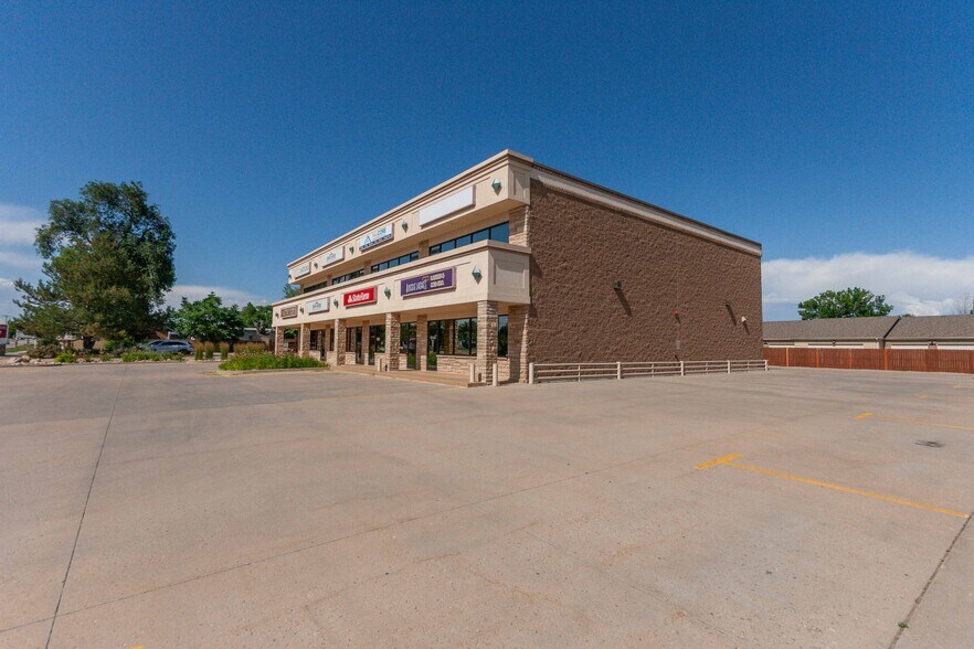 More Photos Of 4194-4208 N Garfield Ave, Loveland Office For Lease