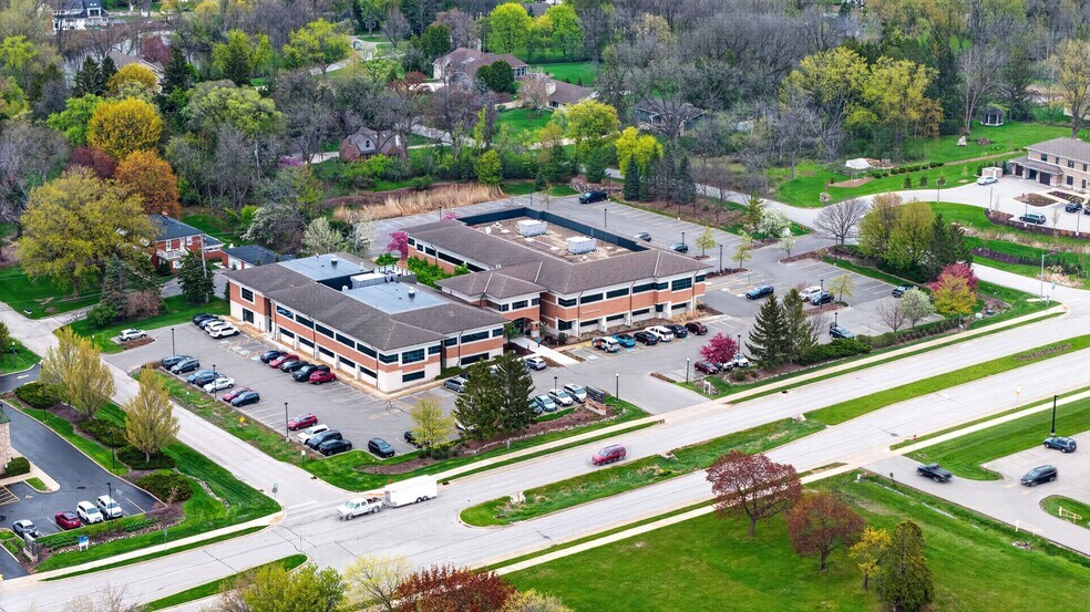 More Photos Of 17000 W North Ave, Brookfield Medical For Lease
