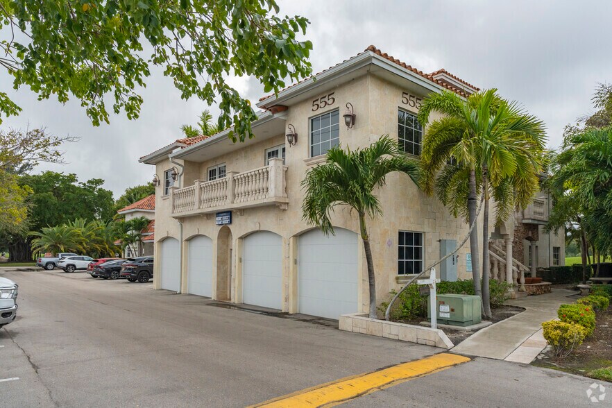 More Photos Of 555 S Pompano Pky, Pompano Beach Office For Lease