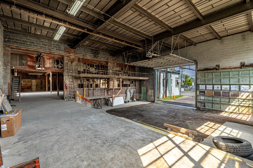 More Photos Of 1085 E Delavan Ave, Buffalo Warehouse For Sale