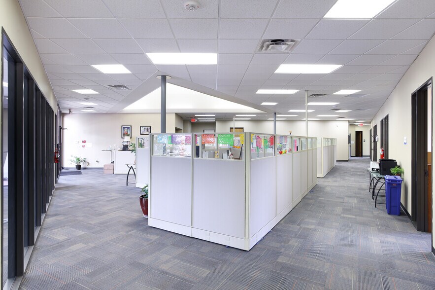 More Photos Of 5404 Wurzbach Rd, San Antonio Office For Sale