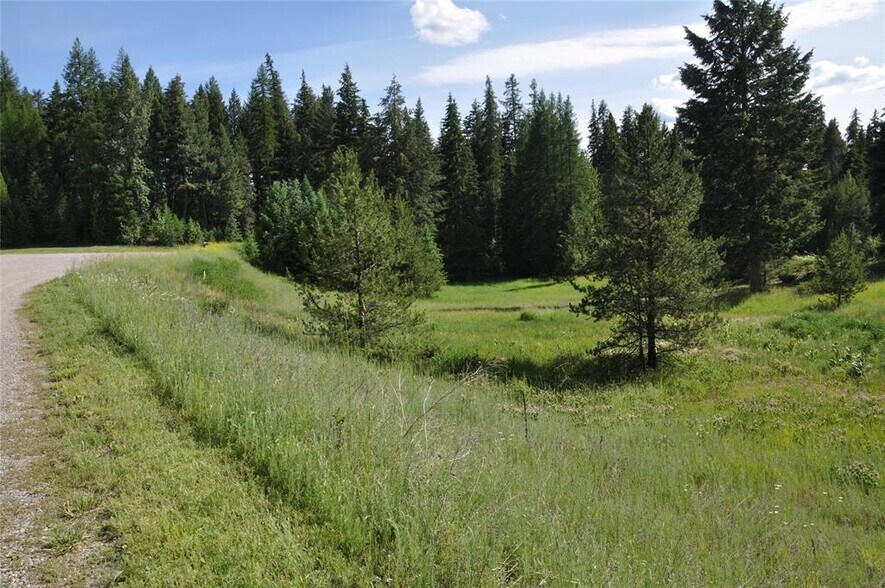 More Photos Of 6065 - 6073 US Highway 93, Olney Warehouse For Sale