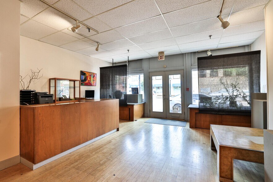 More Photos Of 2029 Madison Rd, Cincinnati Storefront Retail Residential For Sale