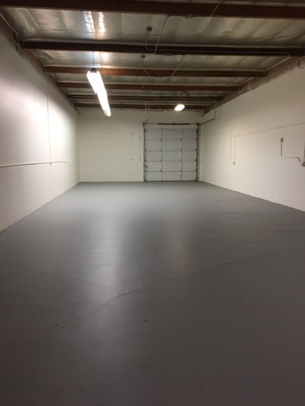 More Photos Of 610-628 Calle Plano, Camarillo Warehouse For Lease