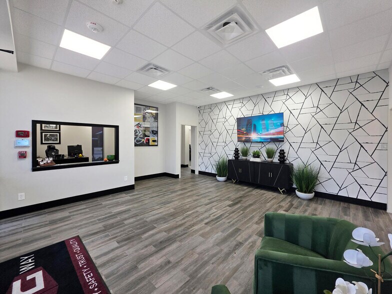 More Photos Of 3410 I-10 W, Orange Office For Sale