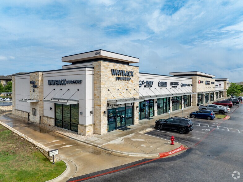 Primary Photo Of 1900 University Blvd, Round Rock Freestanding For Sale