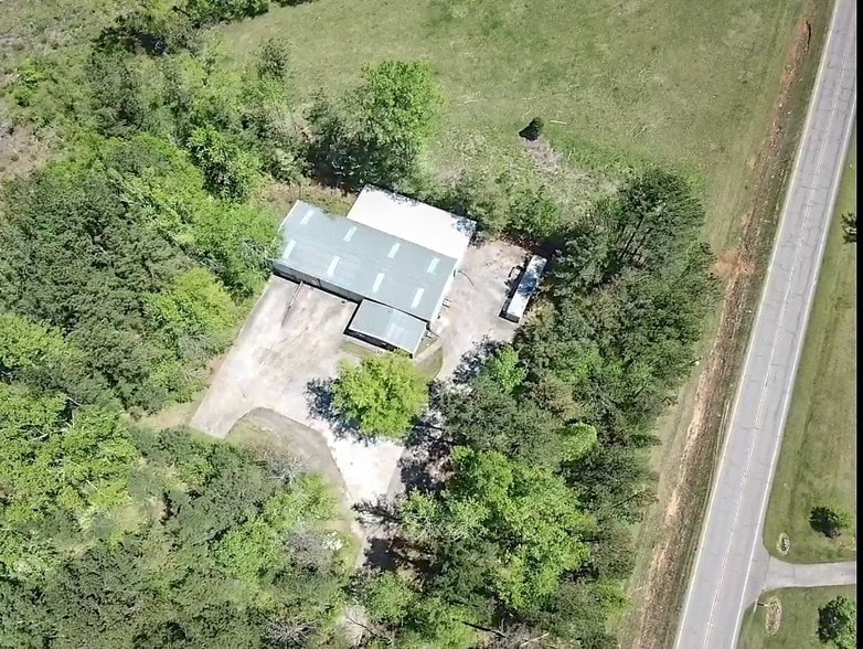 More Photos Of 361 Holcombe Rd, Bremen Warehouse For Lease
