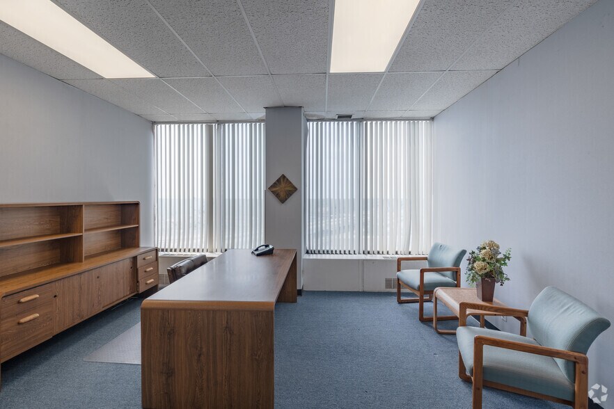 More Photos Of 15565 Northland Dr, Southfield Unknown For Sale