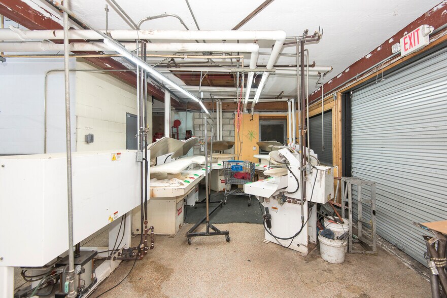 More Photos Of 133 Main St, Daytona Beach Freestanding For Sale