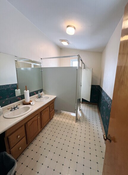 More Photos Of 3107 Springfield-xenia Rd, Springfield Religious Facility For Sale