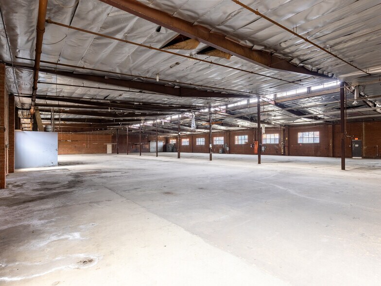 More Photos Of 1155 N McKinley Ave, Compton Warehouse For Sale