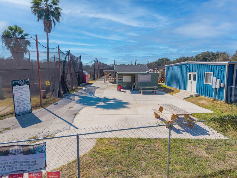 More Photos Of 5605 Texas Highway 107, Mission Sports And Entertainment For Sale