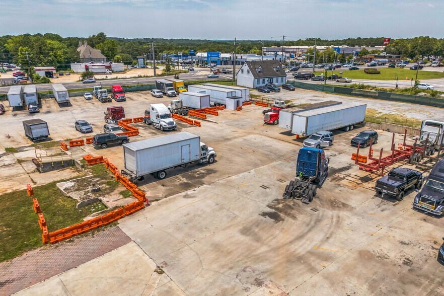 More Photos Of 7414 Jonesboro Rd, Jonesboro Land For Lease