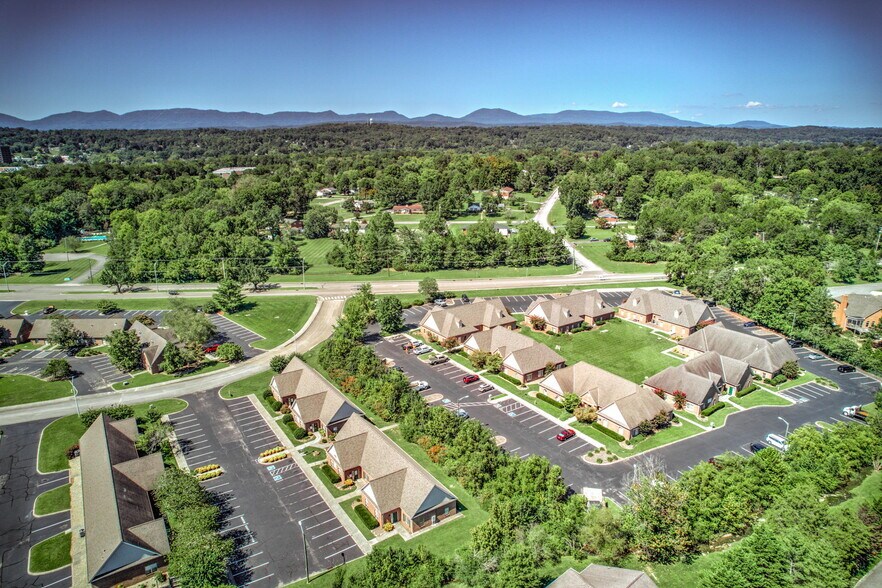 Primary Photo Of 663 Emory Valley Rd, Oak Ridge Office For Lease