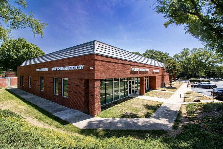 More Photos Of 800 Springfield Commons Dr, Raleigh Medical For Sale