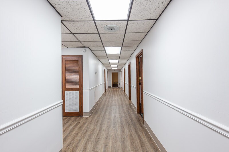 More Photos Of 510 Rosebank Ave, Nashville Schools For Lease