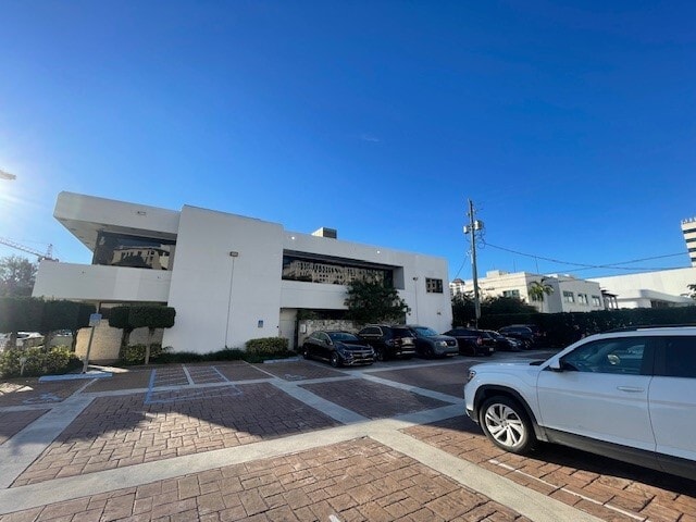 More Photos Of 283 Catalonia Ave, Coral Gables Office For Sale