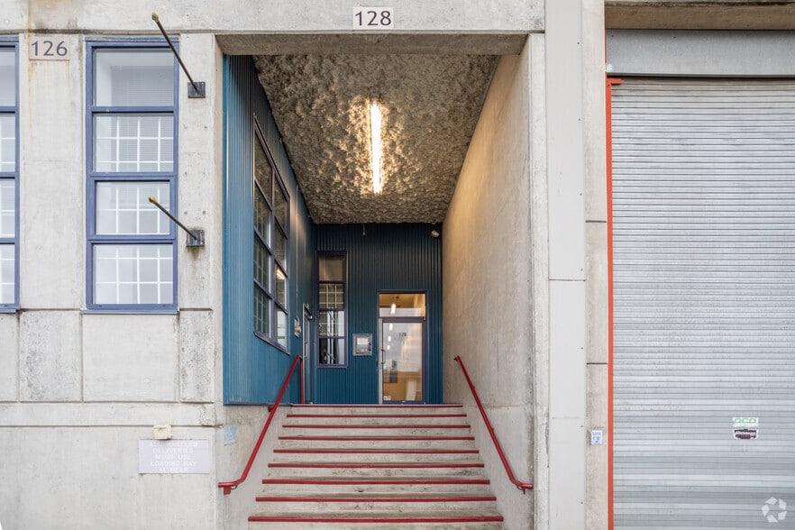 More Photos Of 118-128 W 6th Ave, Vancouver Apartments For Sale