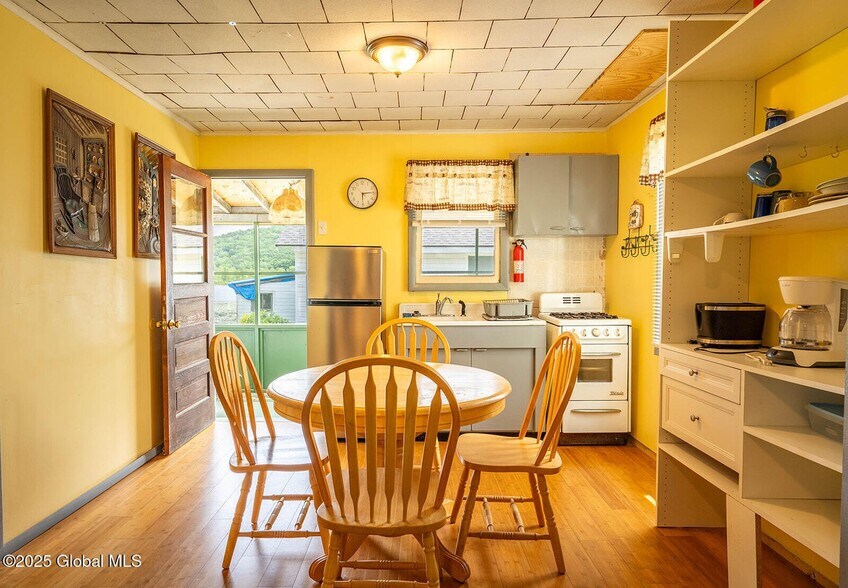 More Photos Of 4140 County Route 48, Argyle Specialty For Sale