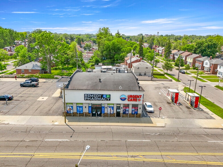 More Photos Of 13403 W 7 Mile Rd, Detroit Medical For Lease