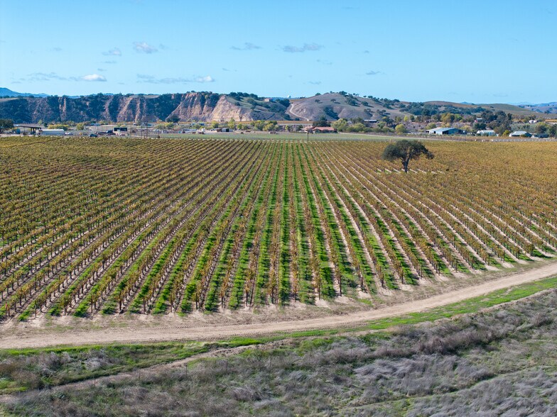 More Photos Of 7790 Airport Rd, Paso Robles Land For Sale