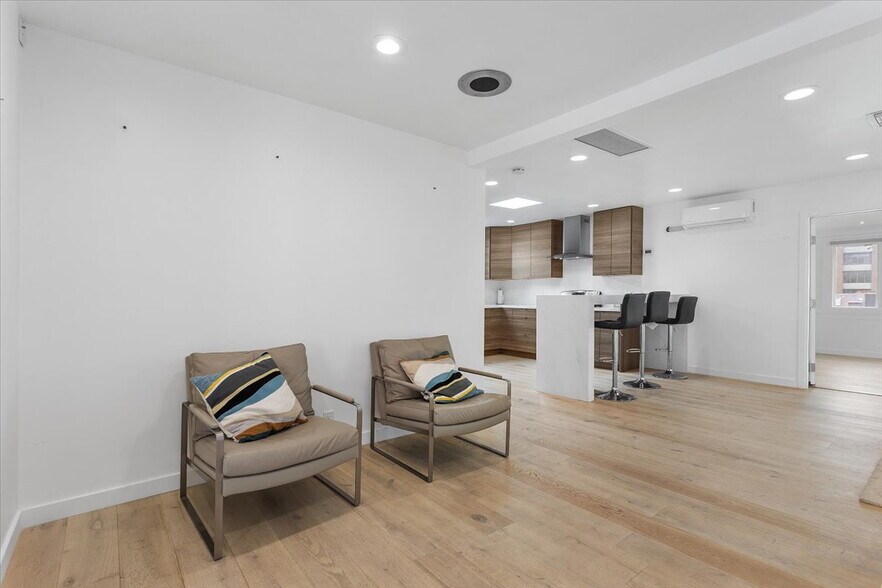 More Photos Of 111 Broadway, Oakland Office For Sale