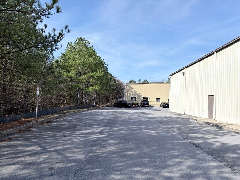 More Photos Of 65 Kelli Clark Ct SE, Cartersville Warehouse For Sale
